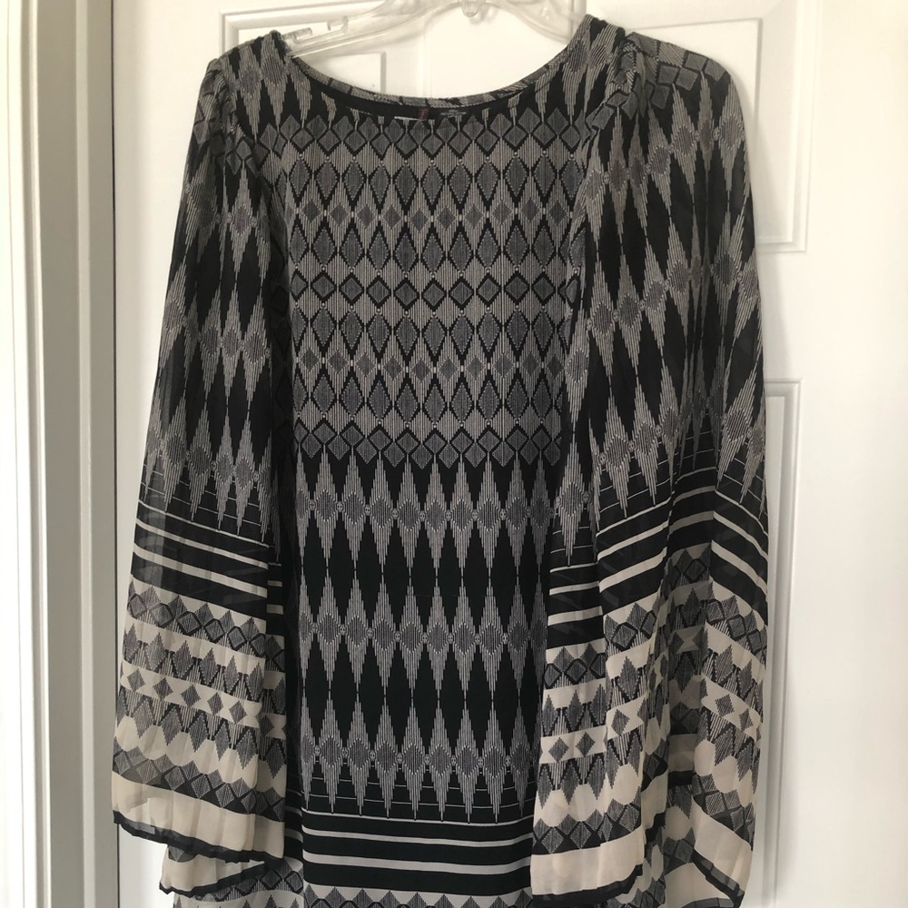 Women’s dress